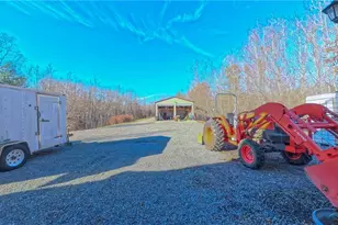 1566 Thore Rd, Pinnacle, NC 27043 - Photo 35