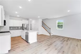 1856 Pheasant Trce Cir, Kernersville, NC 27284 - Photo 11