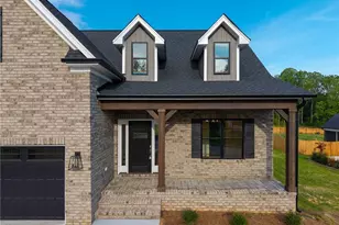 377 Lenalan Dr, Lexington, NC 27295 - Photo 3