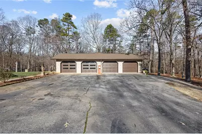 6955 Harlow Drive, High Point, NC 27263 - Photo 49