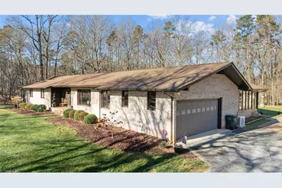 6955 Harlow Drive, High Point, NC 27263 - Photo 5