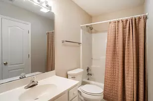 3027 Maple Ave, Burlington, NC 27215 - Photo 23