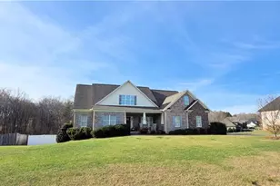 245 Centenary Ridge Dr, Clemmons, NC 27012 - Photo 3