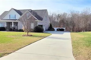 245 Centenary Ridge Dr, Clemmons, NC 27012 - Photo 5