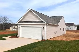 4280 Willingham Wy, Winston-Salem, NC 27105 - Photo 3