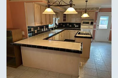 5218 Bear Creek Road, Winston-Salem, NC 27106 - Photo 37