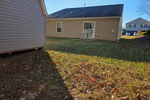 4939 Mt Hope Dr, Winston-Salem, NC 27107 - Photo 5