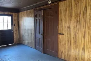 3622 Lower Lake Rd, Thomasville, NC 27360 - Photo 23