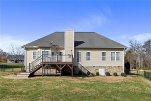 3326 Brookstone Dr, Burlington, NC 27215 - Photo 39