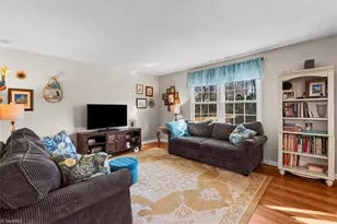 3611 Brandywine Dr, Greensboro, NC 27410 - Photo 17