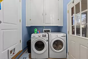 3611 Brandywine Dr, Greensboro, NC 27410 - Photo 27