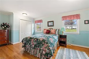 2703 Tillbrook Pl, Greensboro, NC 27408 - Photo 15