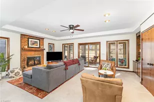 3515 Cherry Hill Dr, Greensboro, NC 27410 - Photo 9