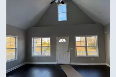 2710 Griffith Road, Winston-Salem, NC 27103 - Photo 3