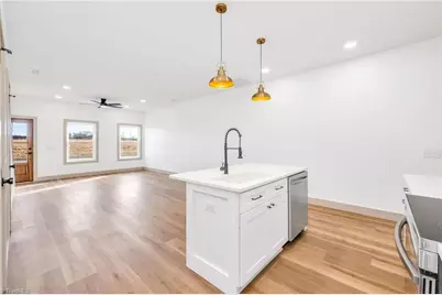 2117 24th Street Lane SE, Hickory, NC 28602 - Photo 11