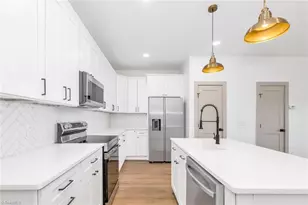 2115 24th St Ln SE, Hickory, NC 28602 - Photo 17