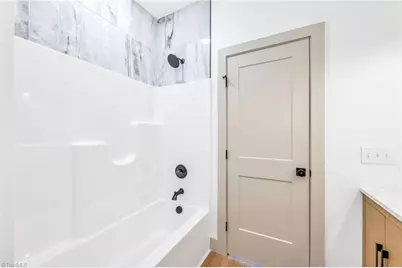 2113 24th Street Lane SE, Hickory, NC 28602 - Photo 41