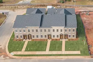 2111 24th St Ln SE, Hickory, NC 28602 - Photo 3