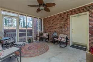 601 Longview Dr, Thomasville, NC 27360 - Photo 29