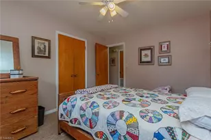 601 Longview Dr, Thomasville, NC 27360 - Photo 17