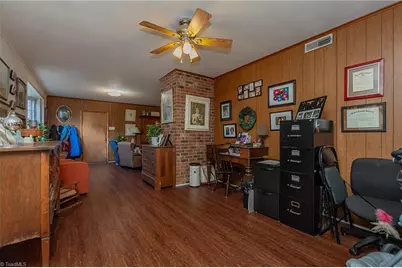 601 Longview Drive, Thomasville, NC 27360 - Photo 23