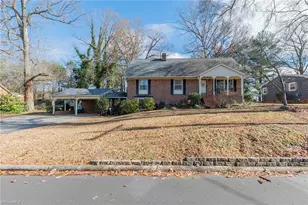 601 Longview Dr, Thomasville, NC 27360 - Photo 5