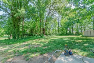 601 Longview Dr, Thomasville, NC 27360 - Photo 31