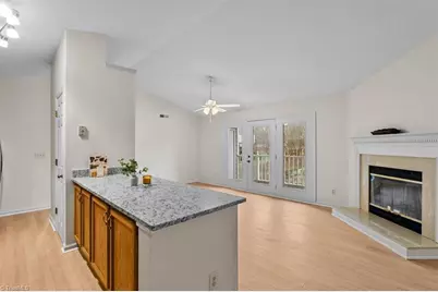 3701 Cotswold Terrace #7J, Greensboro, NC 27410 - Photo 11