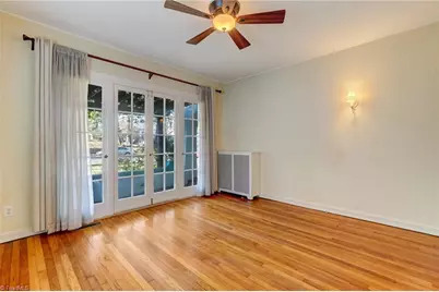 307 S Tremont Drive, Greensboro, NC 27403 - Photo 25