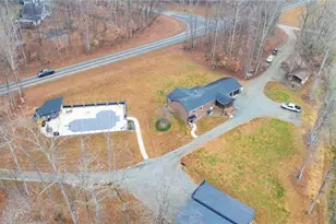 2567 Jones Dr, Mebane, NC 27302 - Photo 41