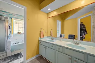 1532 Ballard Ct, Kernersville, NC 27284 - Photo 15