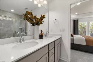 910 Plum Creek Pl, Greensboro, NC 27405 - Photo 19