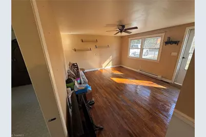 324 Thomas Street, North Wilkesboro, NC 28659 - Photo 5