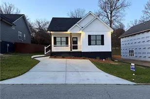 16 W Colonial Dr, Thomasville, NC 27360 - Photo 17