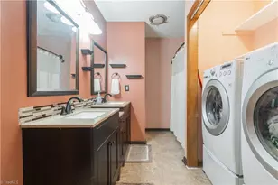 8011 Deverow Ct, Lewisville, NC 27023 - Photo 21