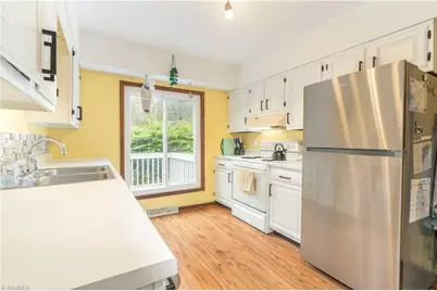 8011 Deverow Court, Lewisville, NC 27023 - Photo 7