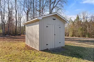 318 Collins Rd, Elkin, NC 28621 - Photo 33