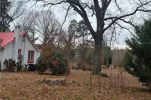 6701 Jewel Ave, Jamestown, NC 27282 - Photo 5