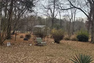 6701 Jewel Ave, Jamestown, NC 27282 - Photo 3