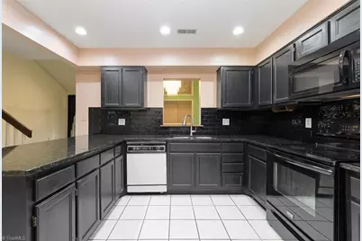 210 College Road #303, Greensboro, NC 27410 - Photo 15