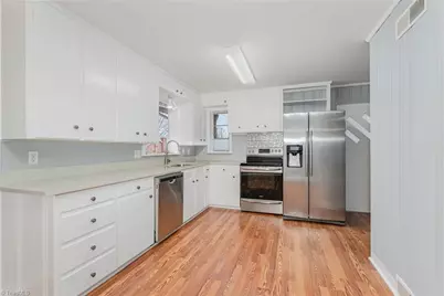 1318 Lamont Drive, Winston-Salem, NC 27103 - Photo 7