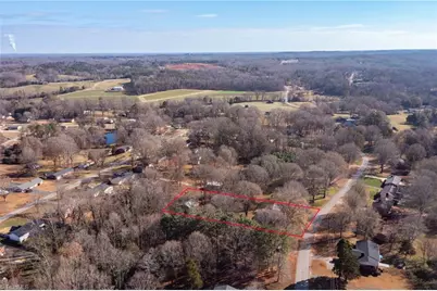 2521 N Berry Street, Germanton, NC 27019 - Photo 39