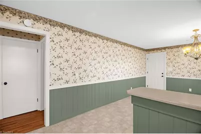 2521 N Berry Street, Germanton, NC 27019 - Photo 7