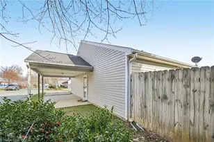 2431 Moran St, Burlington, NC 27215 - Photo 5