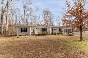 2282 Steppingstone Ln, Asheboro, NC 27205 - Photo 5