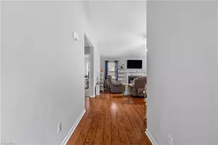 6892 Ironwood Cir, Greensboro, NC 27410 - Photo 7