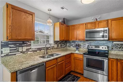 6892 Ironwood Circle, Greensboro, NC 27410 - Photo 15