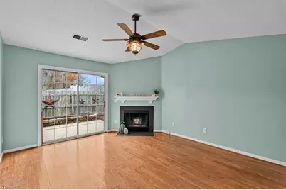 814 Guilford College Road #129, Greensboro, NC 27409 - Photo 7