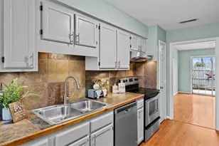 814 Guilford College Rd, Greensboro, NC 27409 - Photo 11