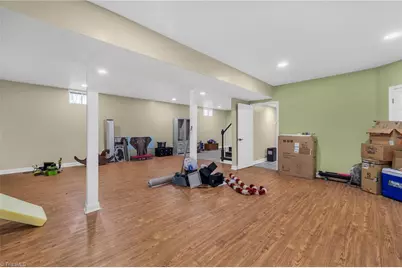 921 Lake Drive W, Thomasville, NC 27360 - Photo 25